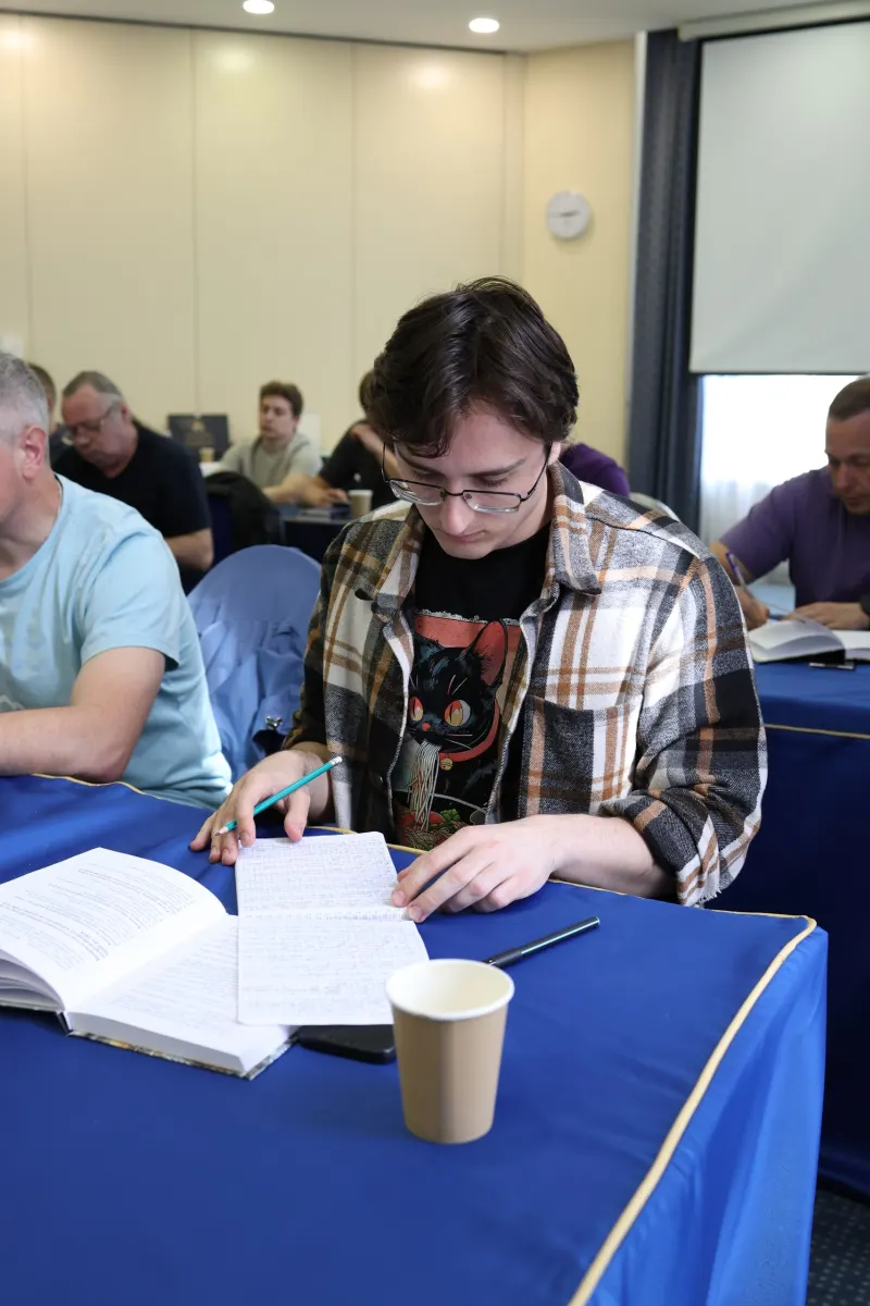Participants of a VacMentor vacuum and leak testing course during a classroom session